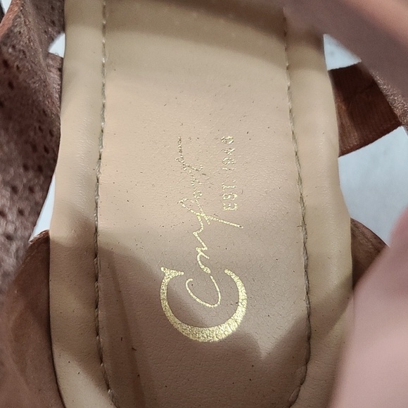 C Comfort Womens Faux Brown Leather Heeled Sandals Strappy Zips Ankle Strap Sz 8 - Picture 2 of 15